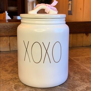 Rae Dunn “XOXO” Canister